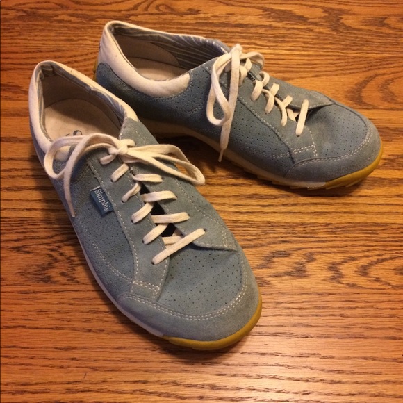 simple brand sneakers